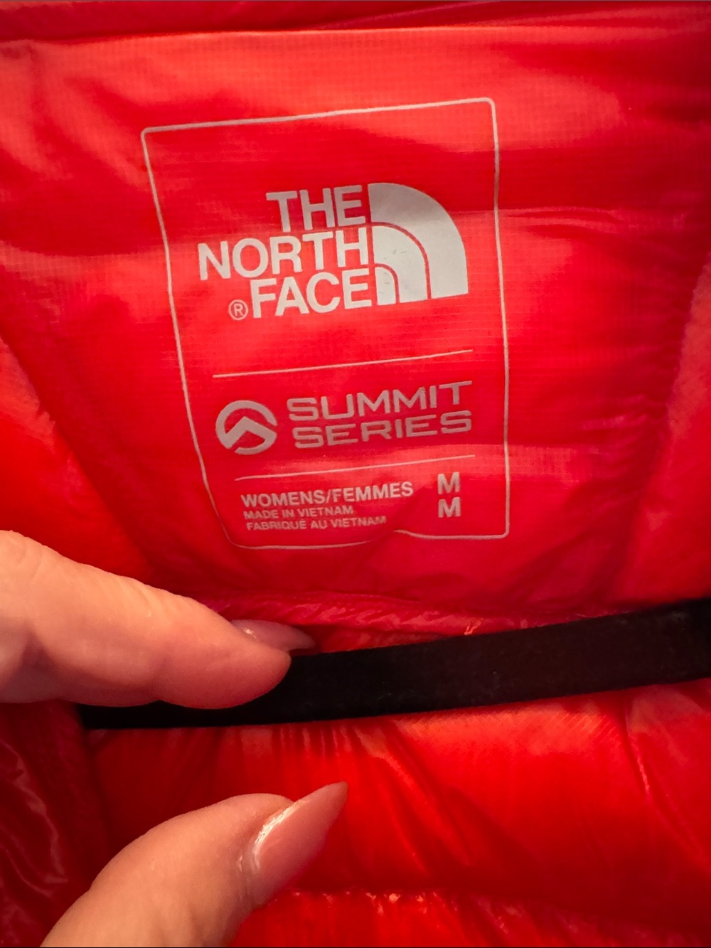 The North Face Red Women's Hooded Puffer Jacket - Picture 3 of 4